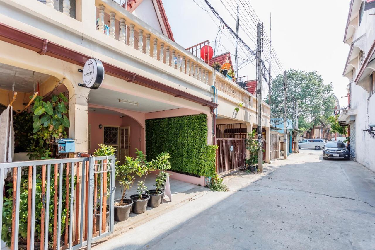Hostel Baan Mee Suk Ayutthaya Exterior foto